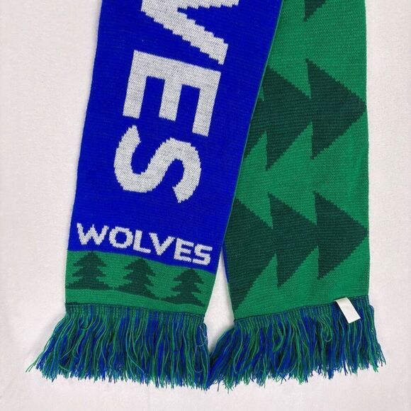 Minnesota Timberwolves Basketball Reversible with Green Trees Winter Scarf Unise - Picture 6 of 8